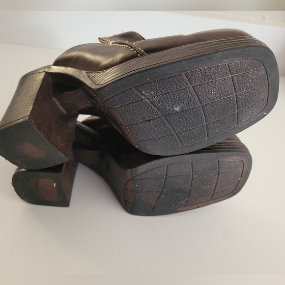 Colin Stuart Leather Clogs - Picture 5 of 5